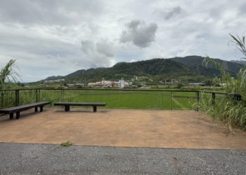 距離斷層最近的招呼站~樂合招呼站