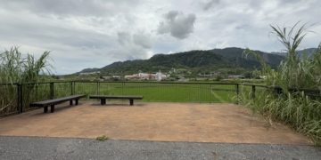 距離斷層最近的招呼站~樂合招呼站